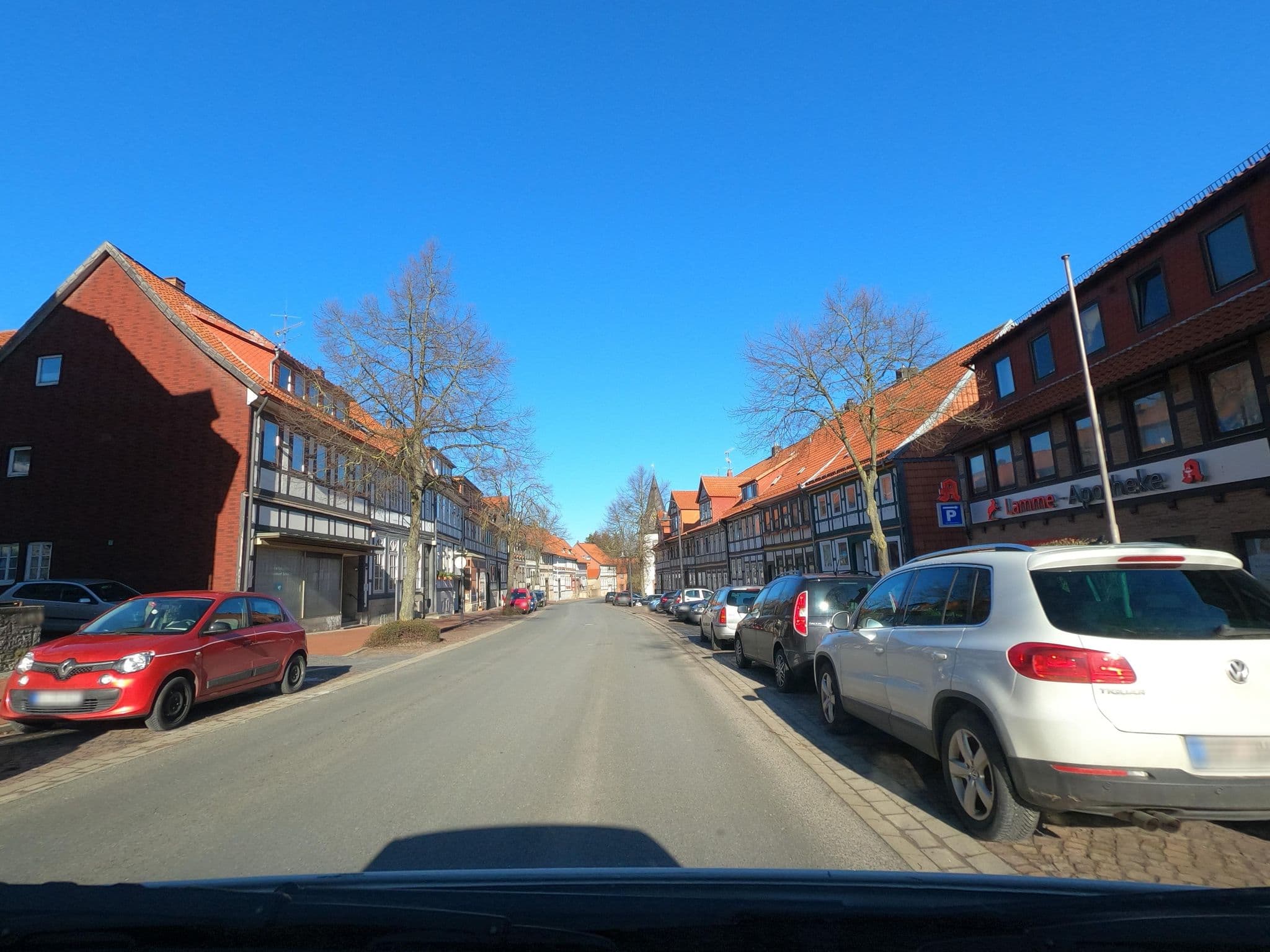 Street view near Hotel Weißes Roß, Lamspringe — © Langfahrer (CC BY-SA · Mapillary)