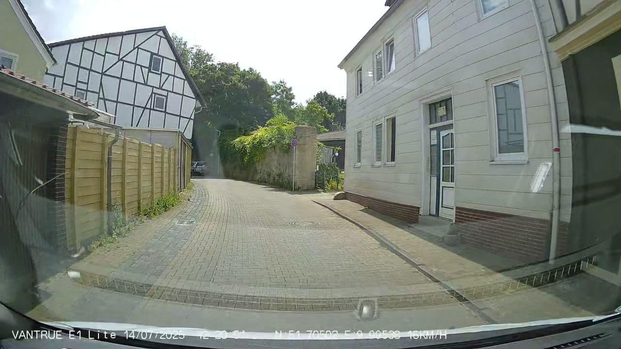 Street view near Apartments Stadtmauer, Northeim — © Hightower- (CC BY-SA · Mapillary)