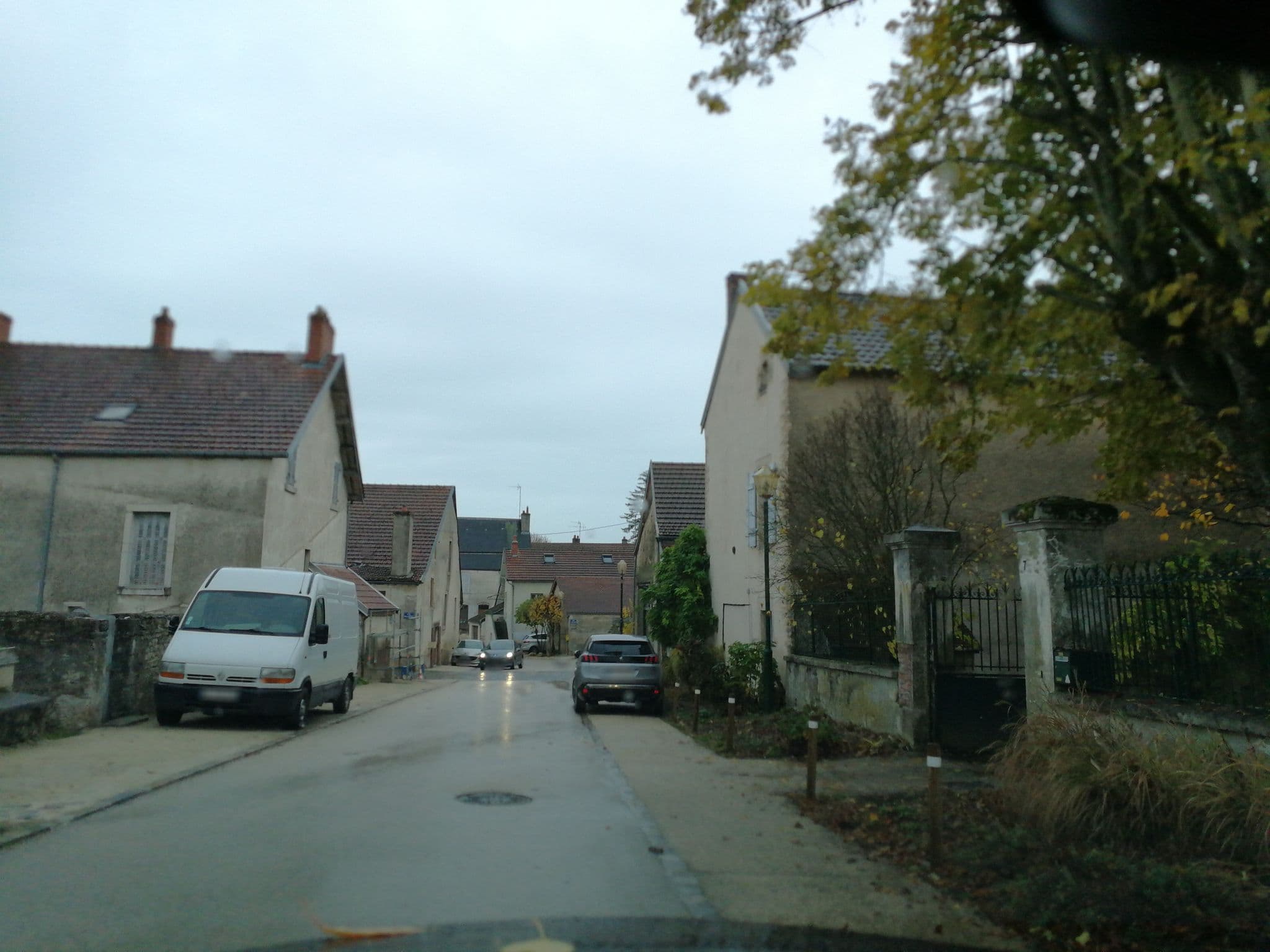 Street view near La Malinette - Bed & Breakfast, Fleurey-sur-Ouche — © hystiff (CC BY-SA · Mapillary)