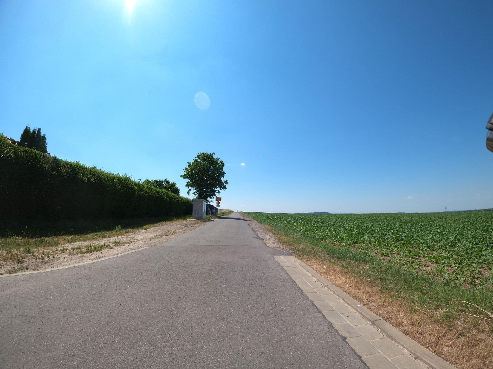 Street view near Gästehaus Resi Schneider, Heyersum — © Langfahrer (CC BY-SA · Mapillary)
