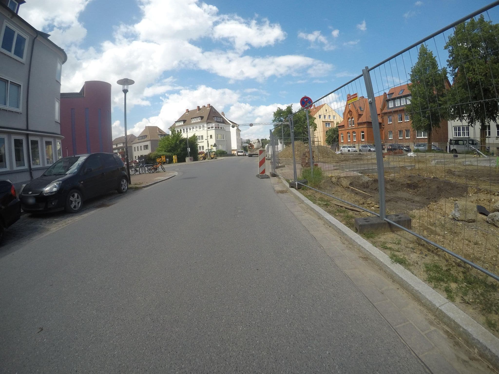 Street view near Hotel Stadtredidentz, Hildesheim — © mfa (CC BY-SA · Mapillary)