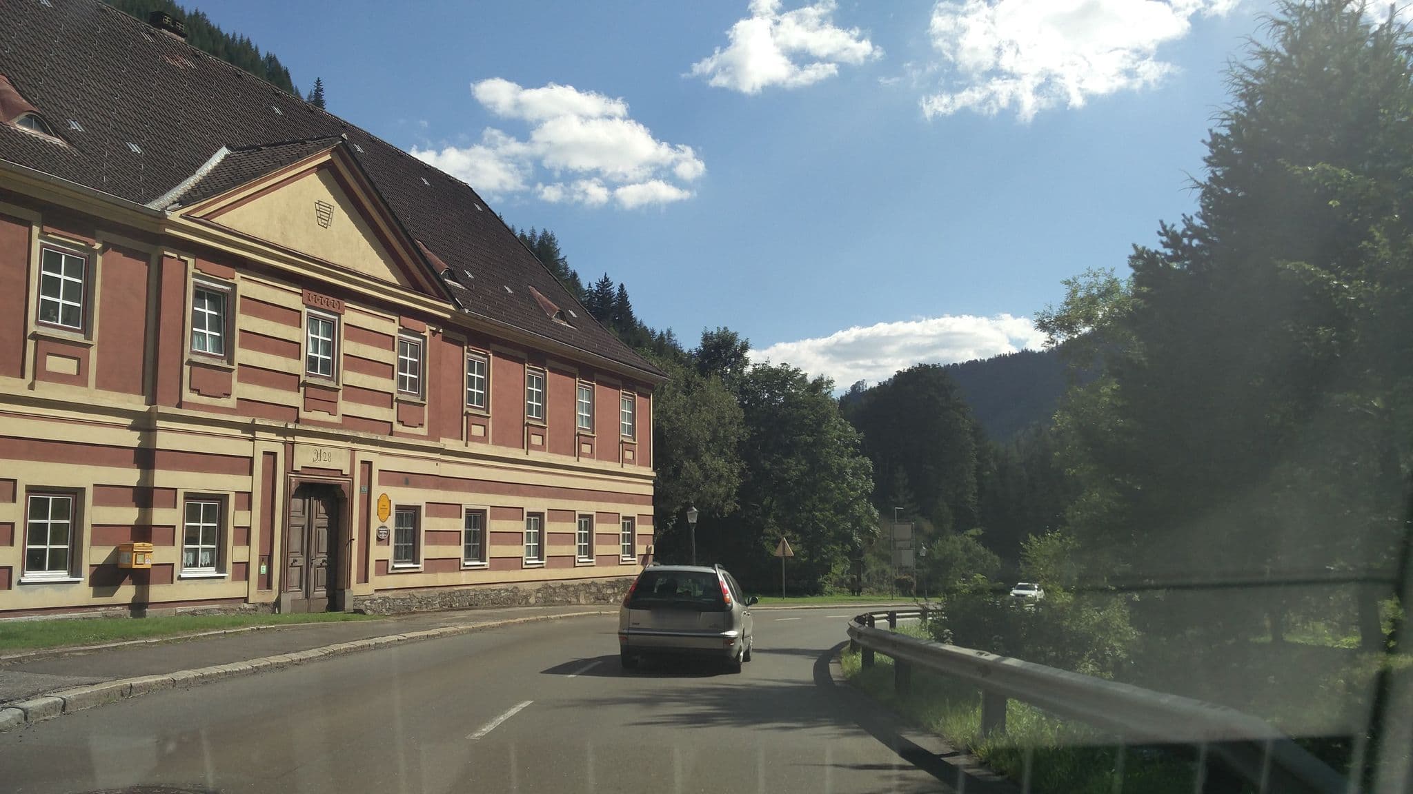 Street view near Stellplatz Vordernberg, Vordernberg — © gerhard (CC BY-SA · Mapillary)