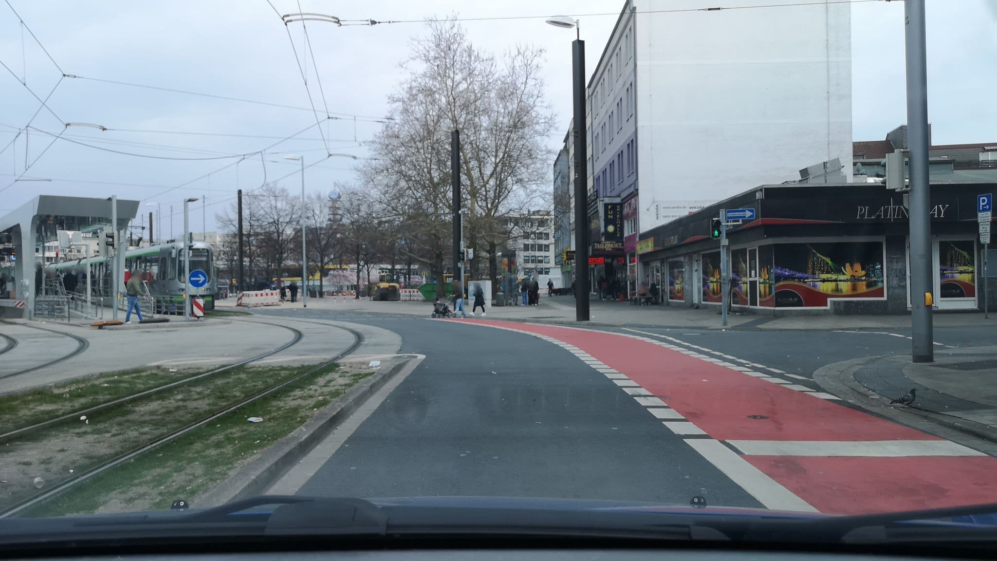 Street view near Hotel La Cala, Calenberger Neustadt — © cageythree (CC BY-SA · Mapillary)