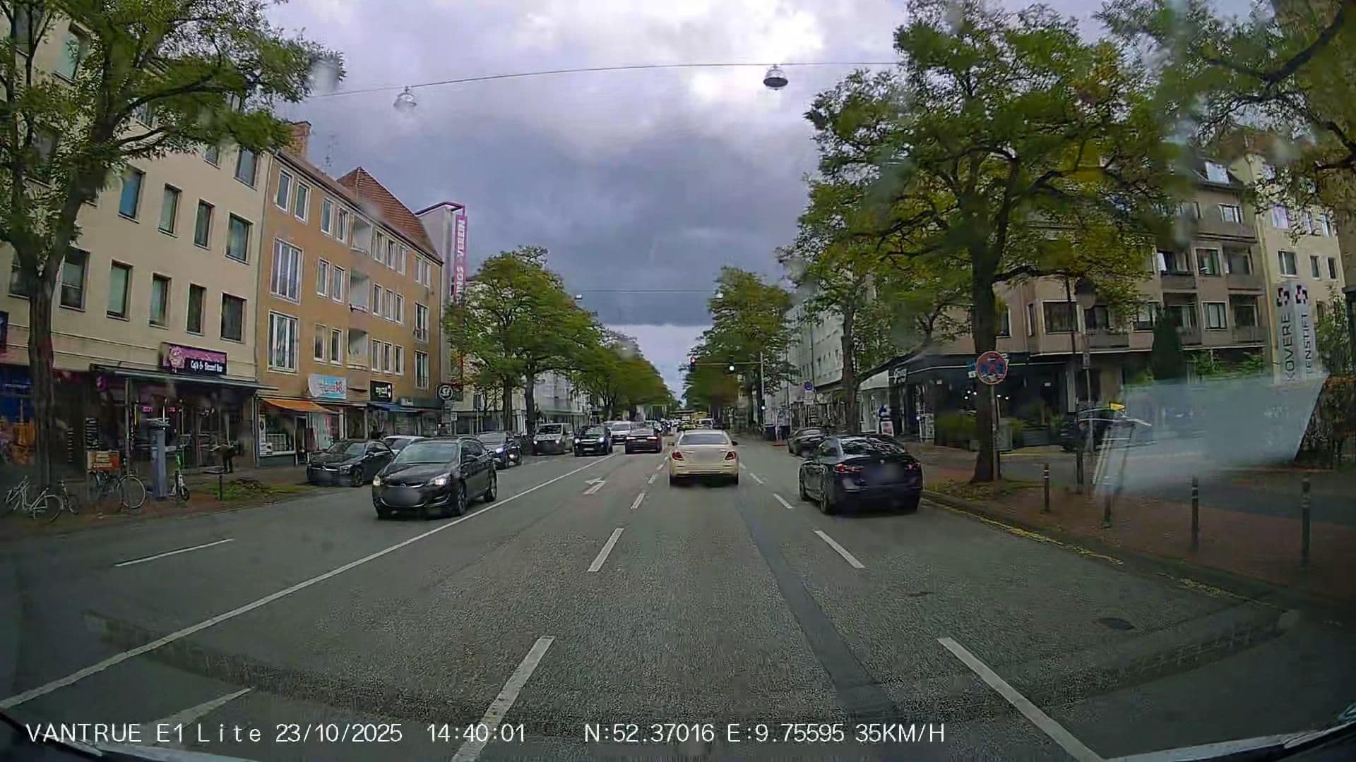 Street view near Room direct, Bult — © Hightower- (CC BY-SA · Mapillary)