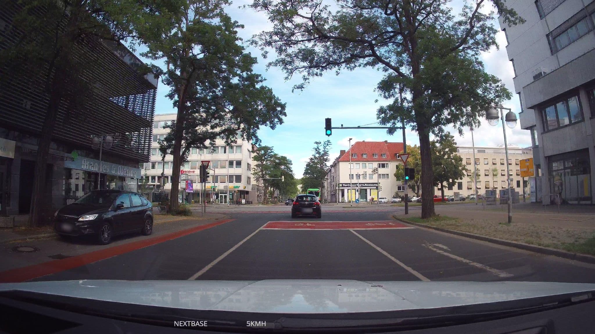 Street view near Old Printing House, Oststadt — © Schmarvis (CC BY-SA · Mapillary)