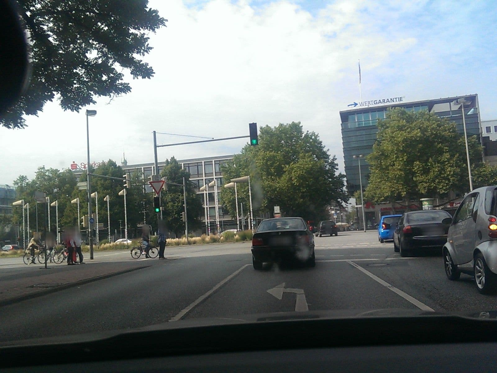 Street view near Me And All Hotel Hannover, Hannover — © live (CC BY-SA · Mapillary)