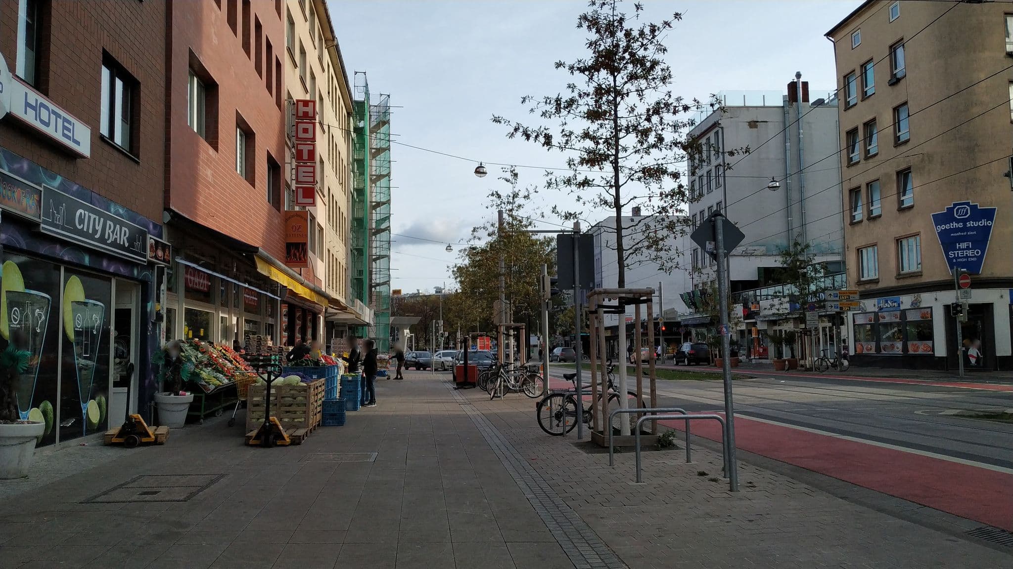 Street view near Zentrum 2 Hotel, Calenberger Neustadt — © ararruga (CC BY-SA · Mapillary)