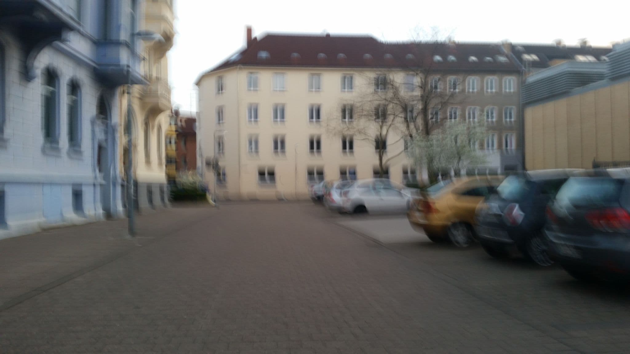 Street view near Aegi Apartements, Hannover — © snowdiver (CC BY-SA · Mapillary)