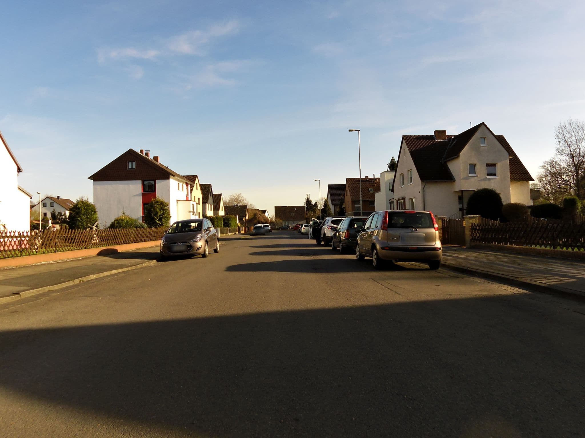 Street view near CeBit guests house, Heideviertel — © ksmichel (CC BY-SA · Mapillary)