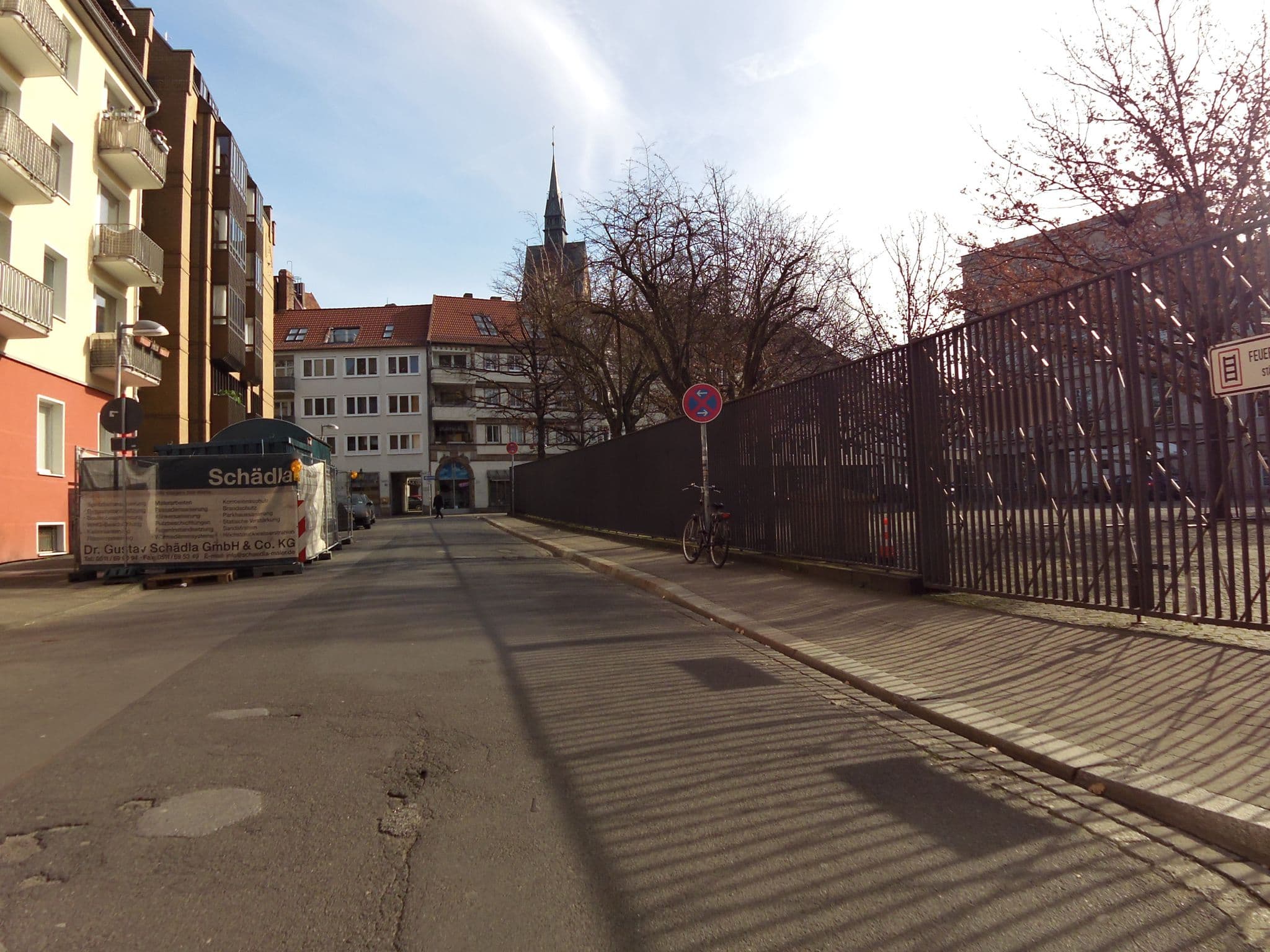 Street view near Best Western Hotel Hannover, Hannover — © ksmichel (CC BY-SA · Mapillary)