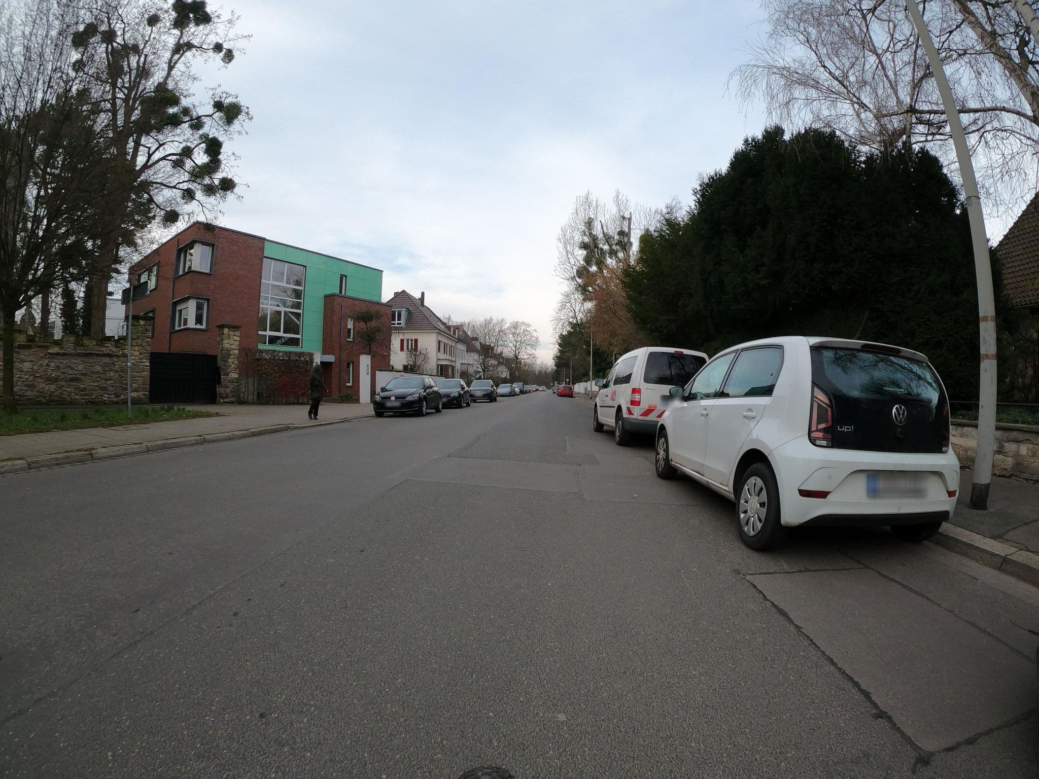 Street view near Romantik-Hotel Georgenhof, Herrenhausen — © Langfahrer (CC BY-SA · Mapillary)