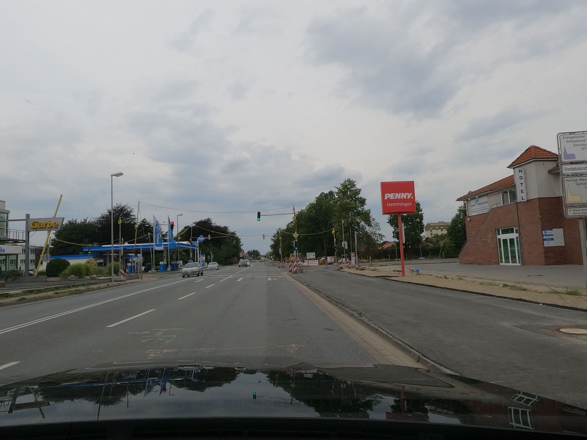 Street view near Aparthotel, Hemmingen — © skjall (CC BY-SA · Mapillary)