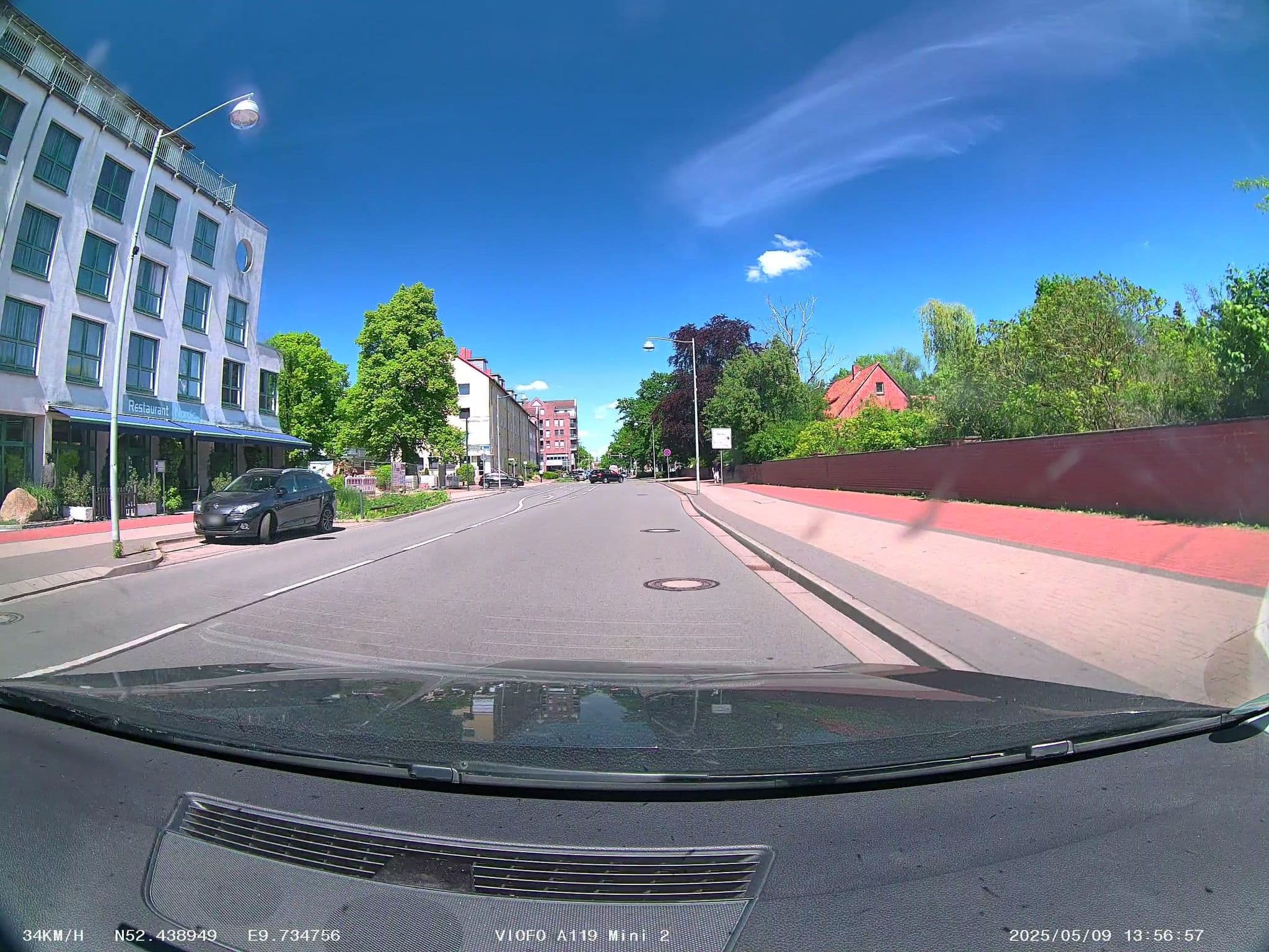 Street view near Nordic Hotel Ambiente, Langenhagen — © soulcover (CC BY-SA · Mapillary)