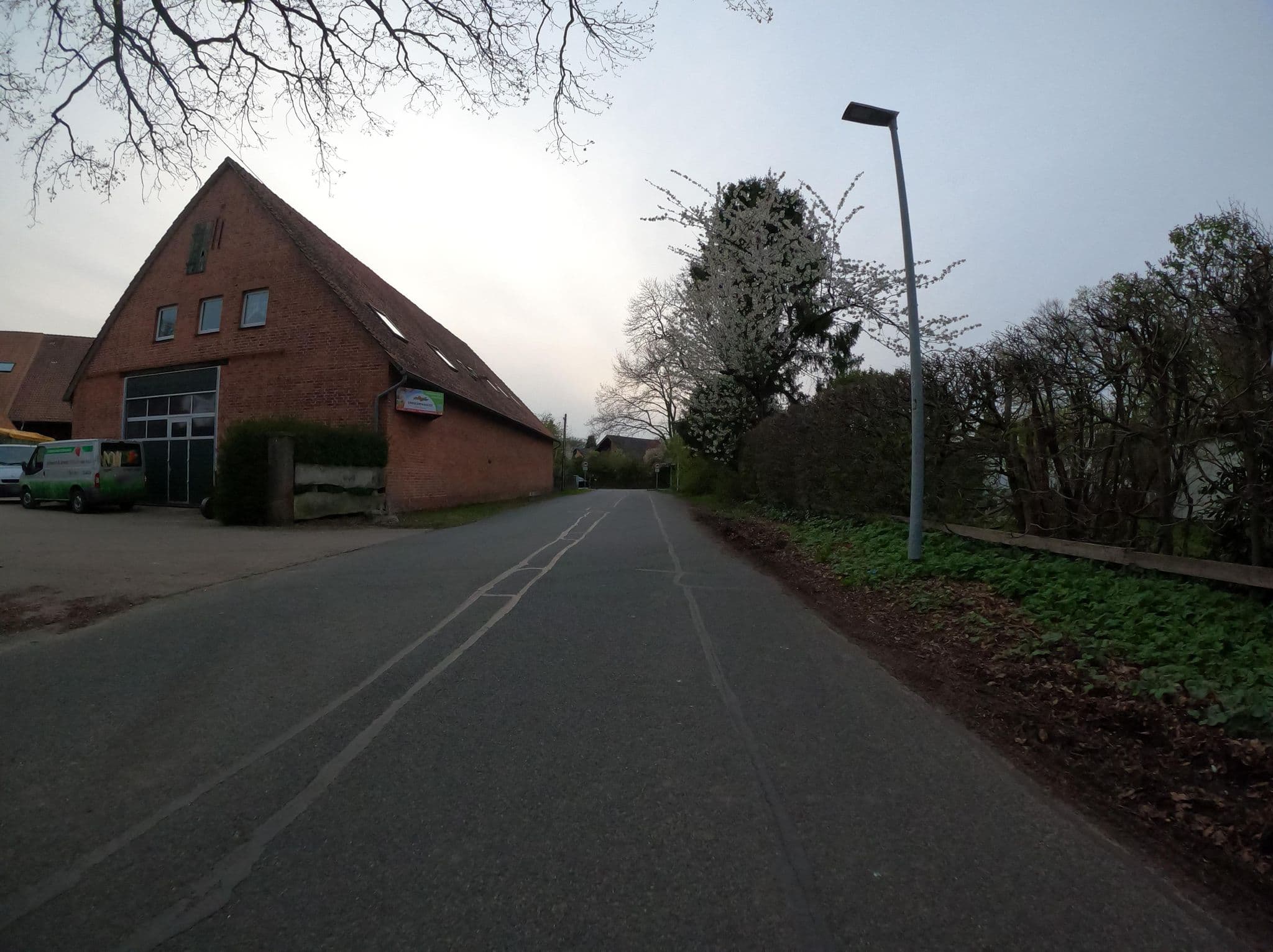 Street view near Farin Karin, Langenhagen — © Langfahrer (CC BY-SA · Mapillary)
