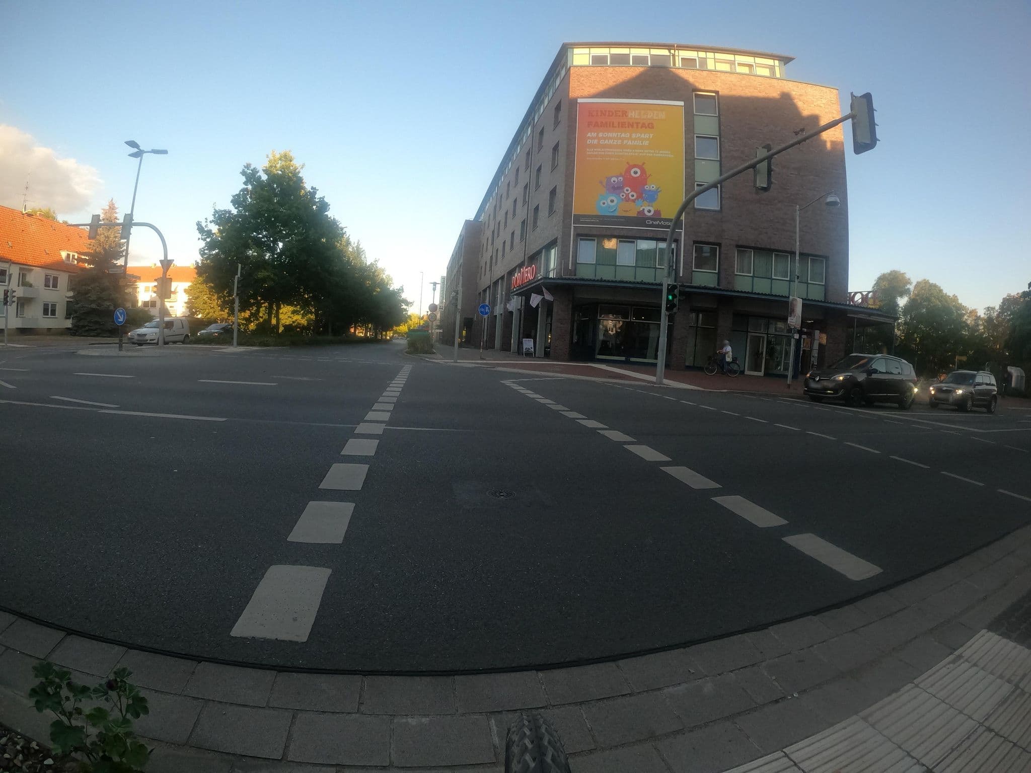 Street view near ACHAT Premium Hotel Airport Hannover, Langenhagen — © Langfahrer (CC BY-SA · Mapillary)