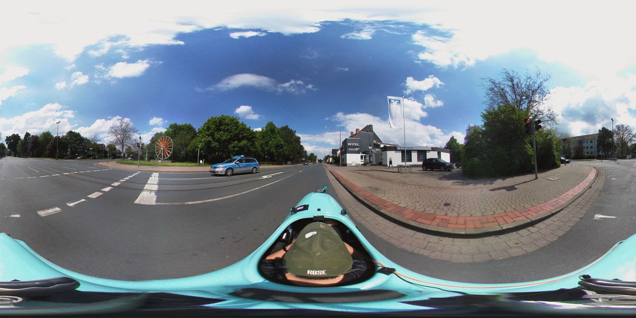 Street view near Hotel Zum Kamin, Lehrte — © peewee32 (CC BY-SA · Mapillary)