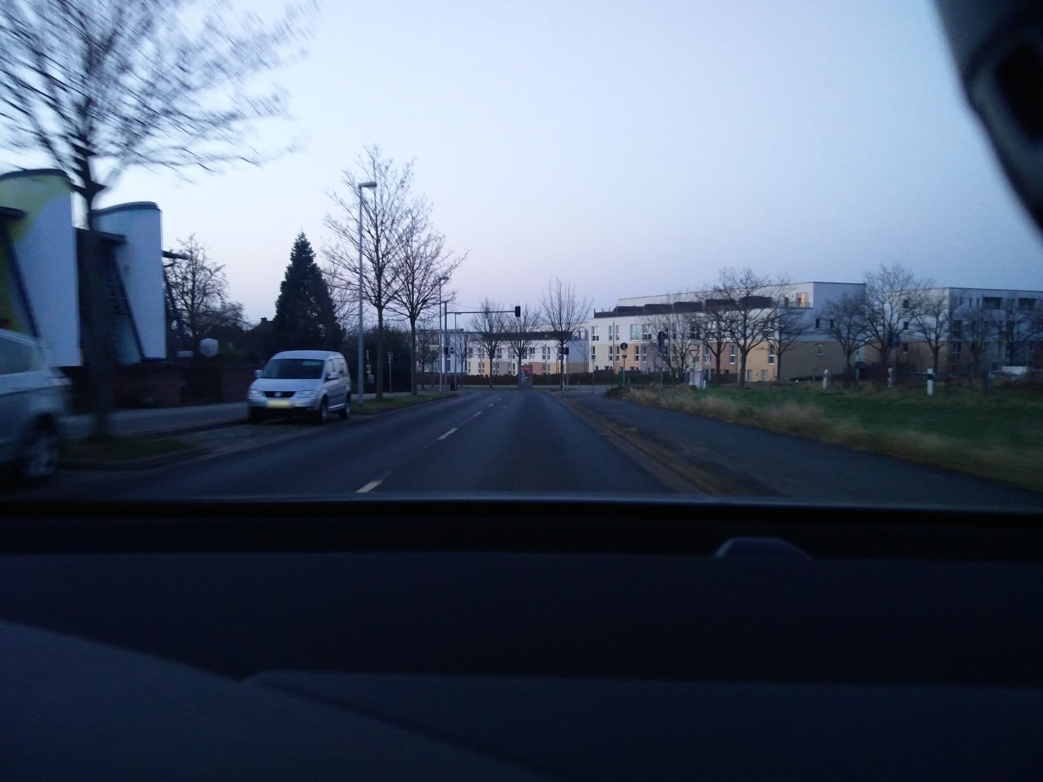 Street view near Agenda21 Design Hotel, Bemerode — © bierti (CC BY-SA · Mapillary)