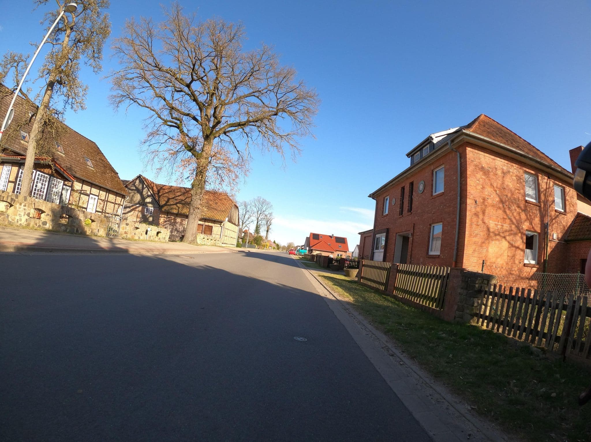 Street view near Alt Hannöversches Gästehaus, Eicklingen — © Langfahrer (CC BY-SA · Mapillary)