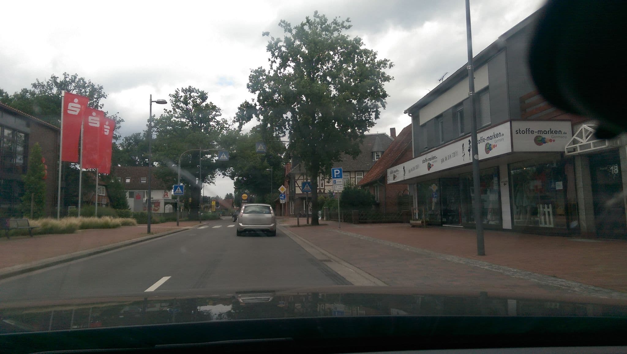 Street view near Hotel Zur Post, Wietze — © live (CC BY-SA · Mapillary)