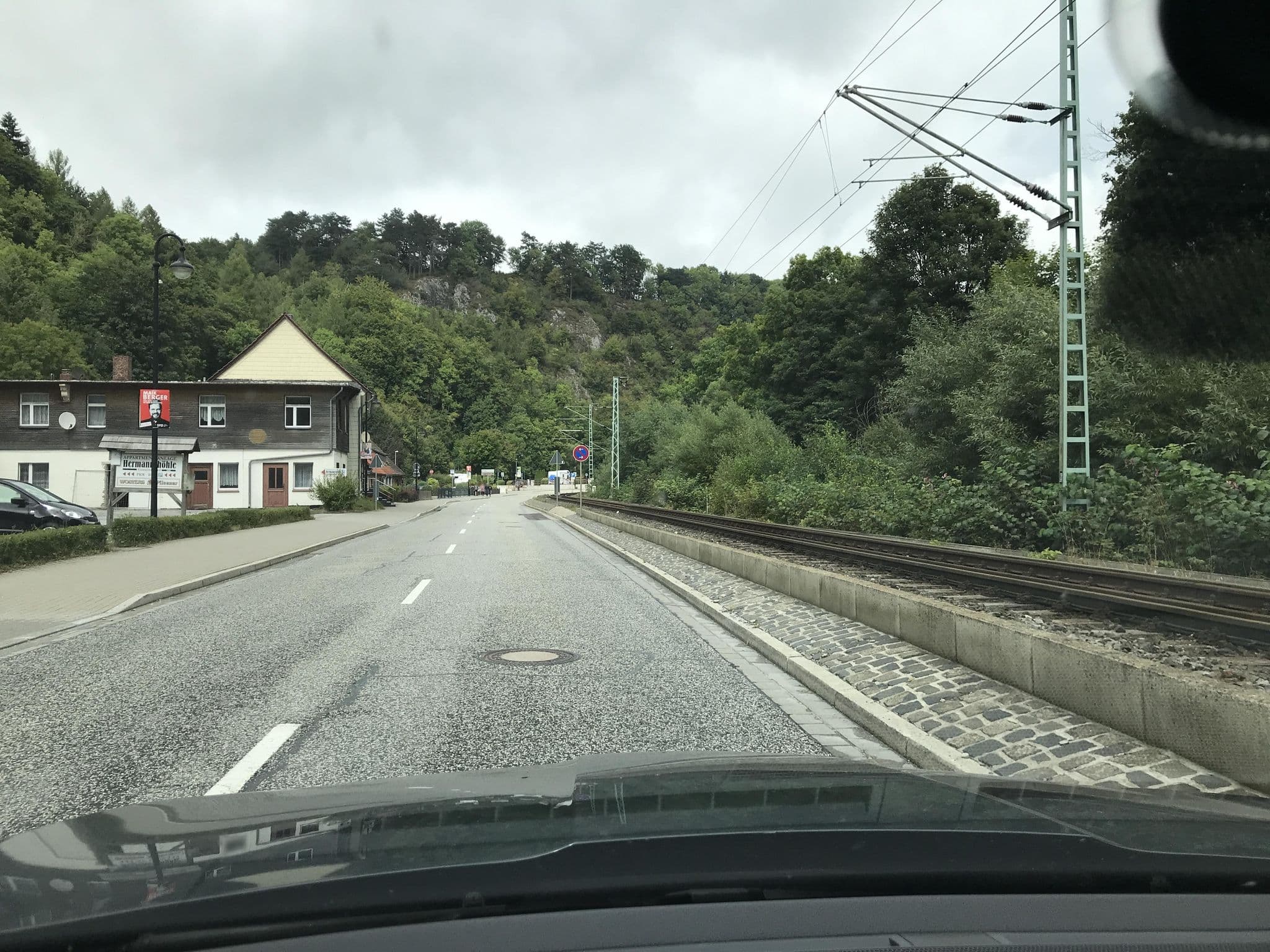 Street view near Hotel Hermannshöhle, Rübeland — © surveyor99 (CC BY-SA · Mapillary)