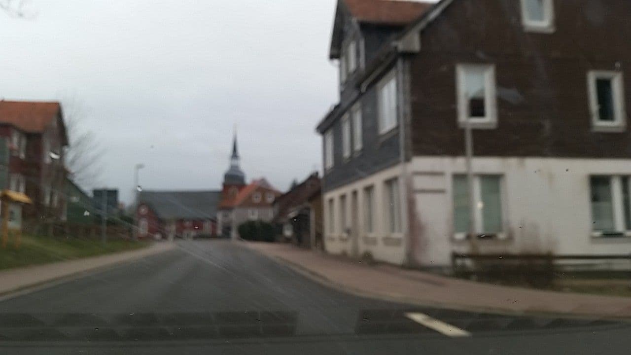 Street view near Hotel Hohegeiß Mechthild Estenfelder, Benneckenstein — © tian (CC BY-SA · Mapillary)