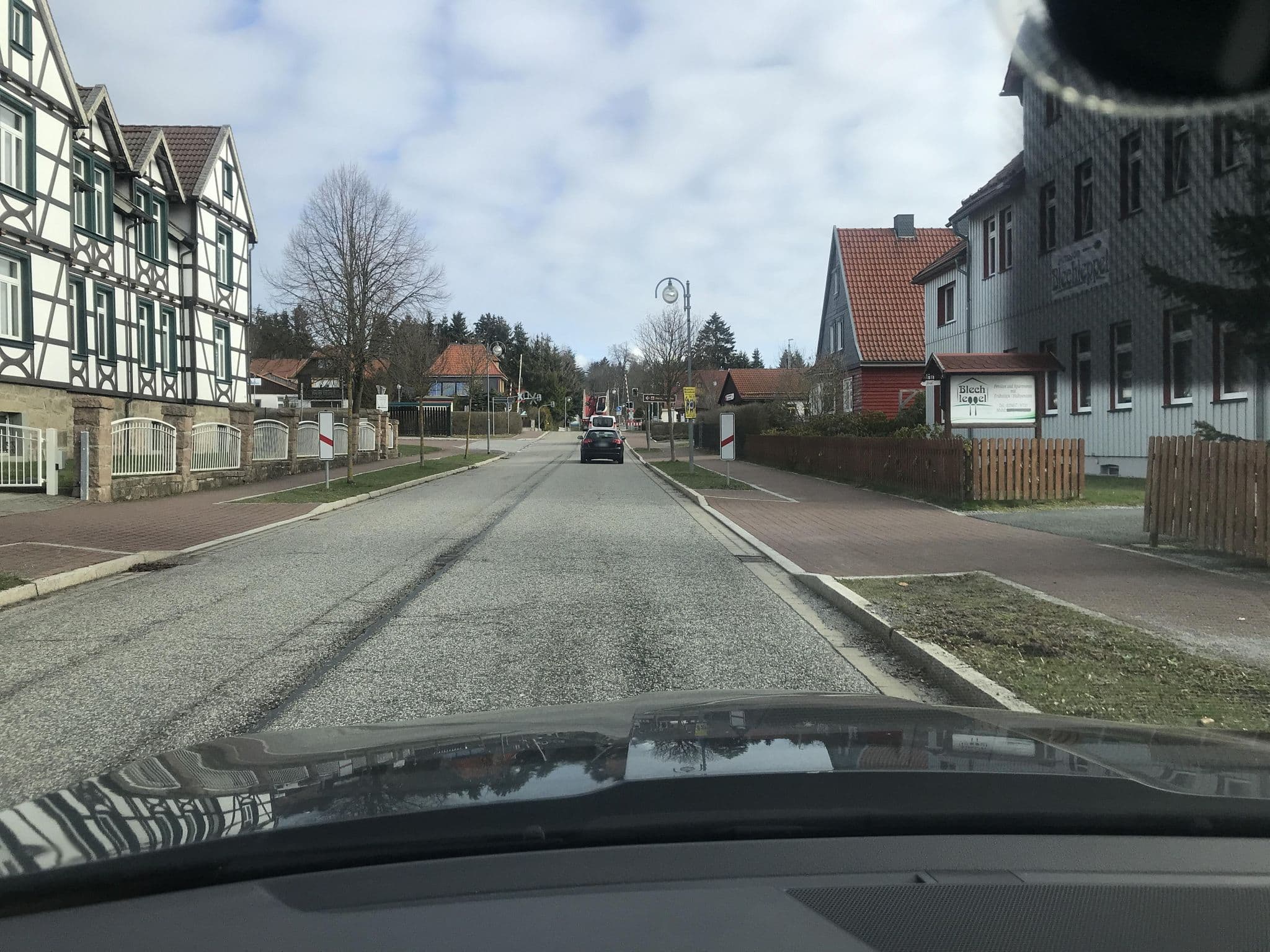 Street view near Blechleppel - Die Pension im Harz, Benneckenstein — © surveyor99 (CC BY-SA · Mapillary)
