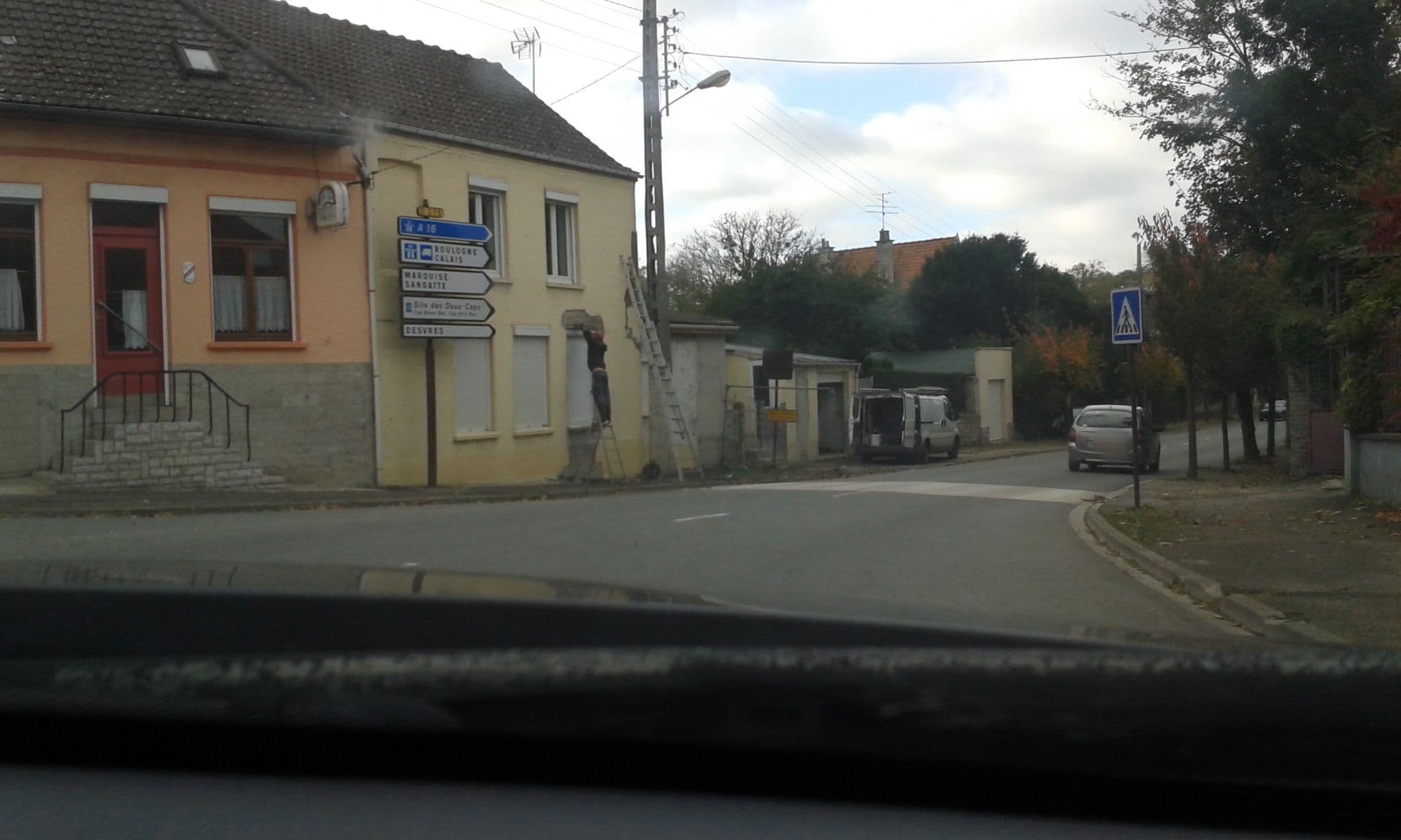 Street view near Chambres d'hôtes La Forge, Guînes — © df45 (CC BY-SA · Mapillary)