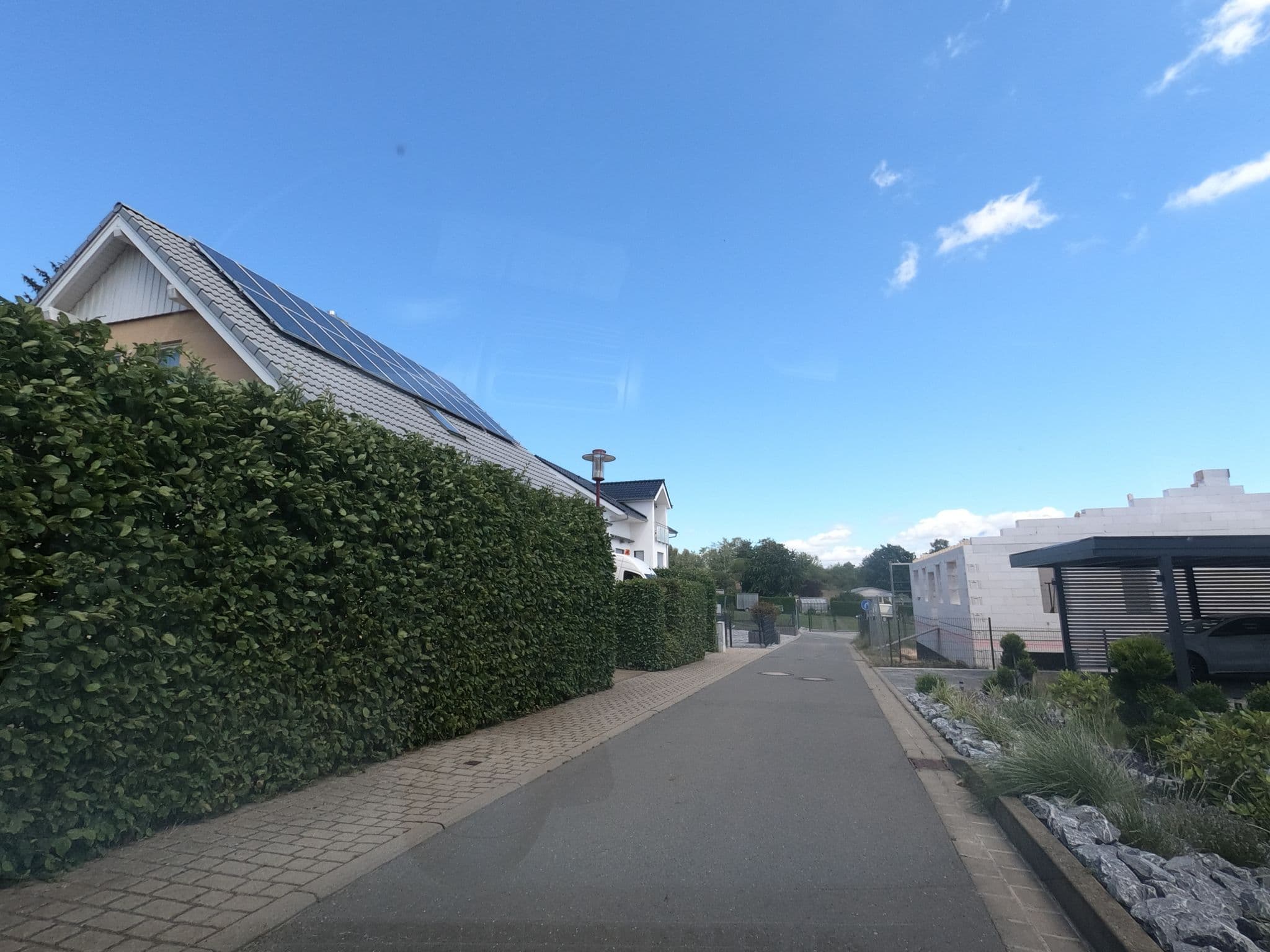 Street view near Ferienhaus am Bergeshang, Blankenburg — © u14183 (CC BY-SA · Mapillary)