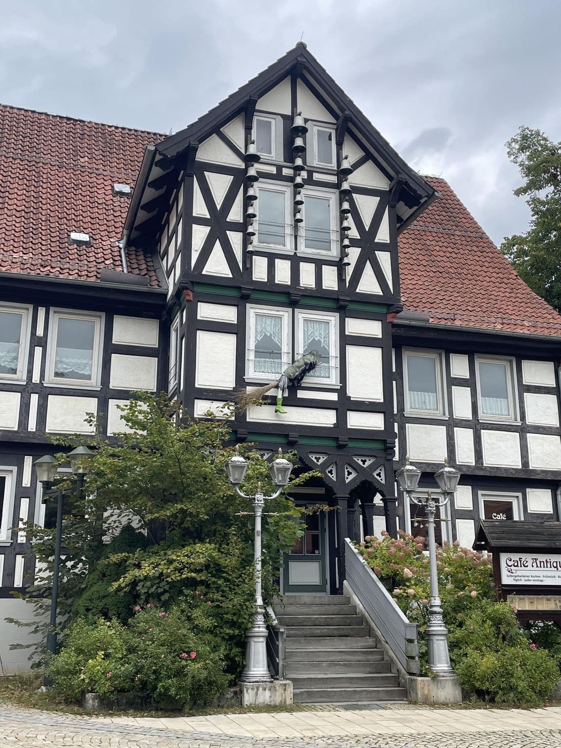 Street view near Ferienwohnungen am Markt, Bad Grund — © surveyor99 (CC BY-SA · Mapillary)