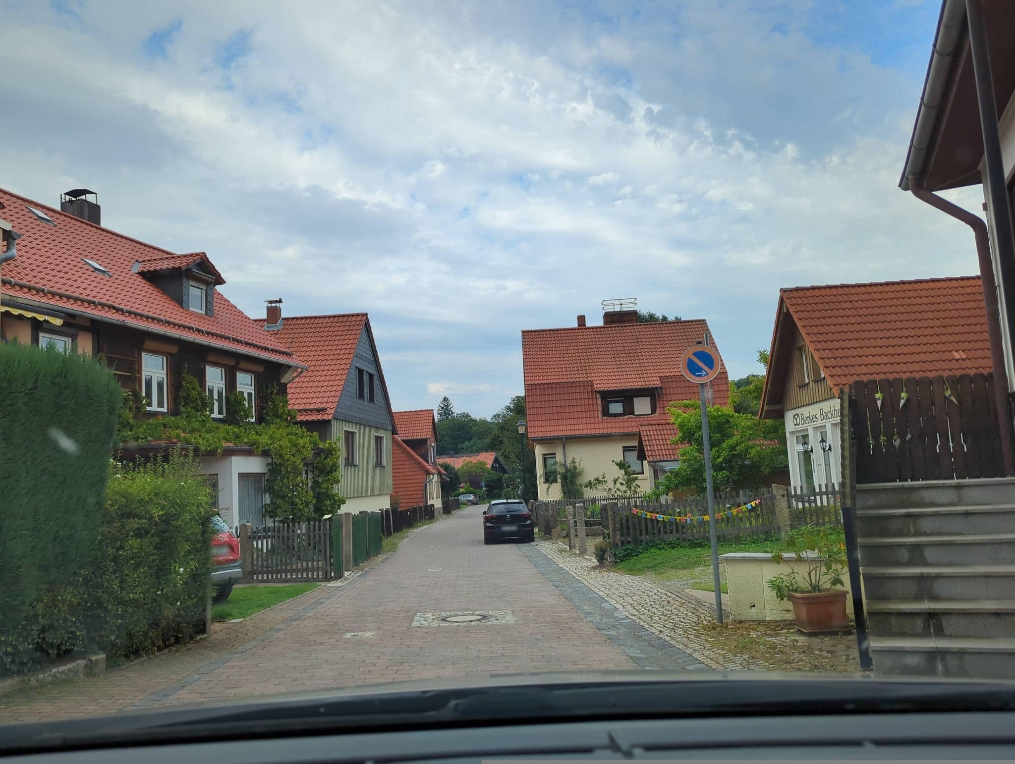 Street view near Ferienwohnung Stahl, Ilsenburg — © AlexSpritze (CC BY-SA · Mapillary)