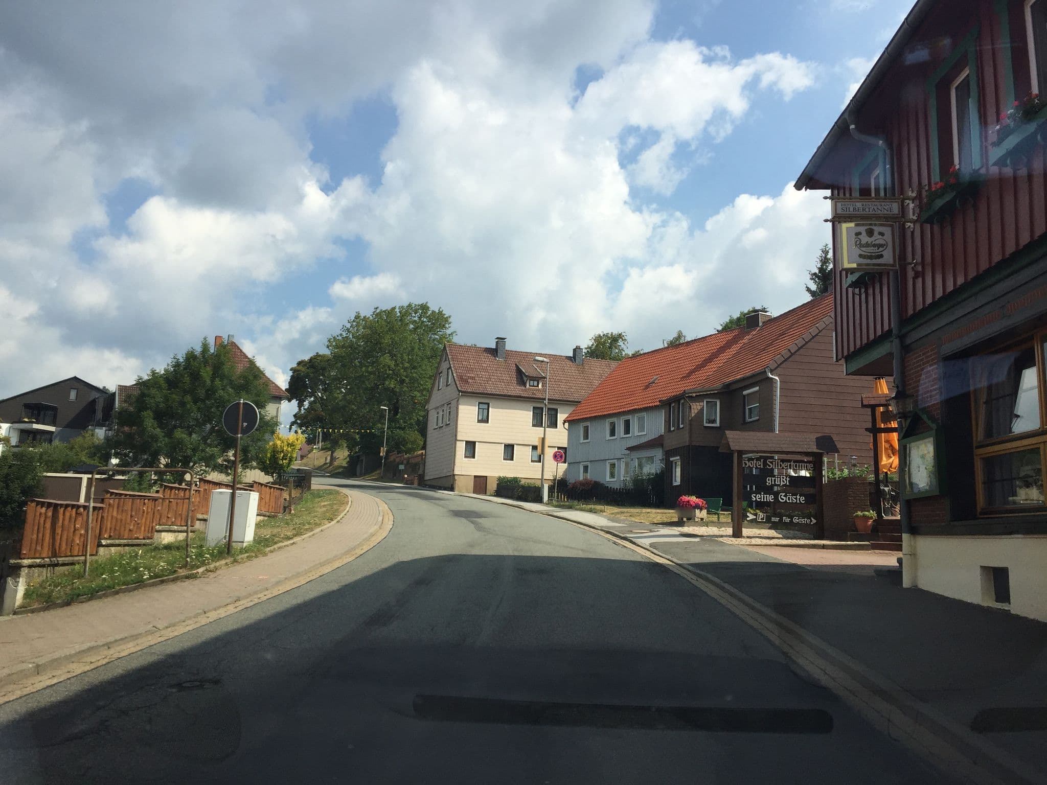Street view near Silbertanne Uwe Woltering, Benneckenstein — © fod (CC BY-SA · Mapillary)