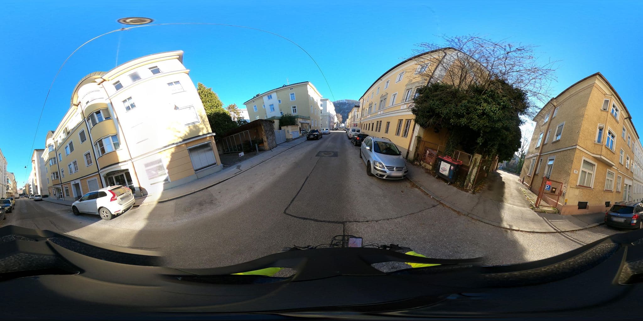 Street view near Yoho Youth Hostel, Salzburg — © OidaHeast (CC BY-SA · Mapillary)