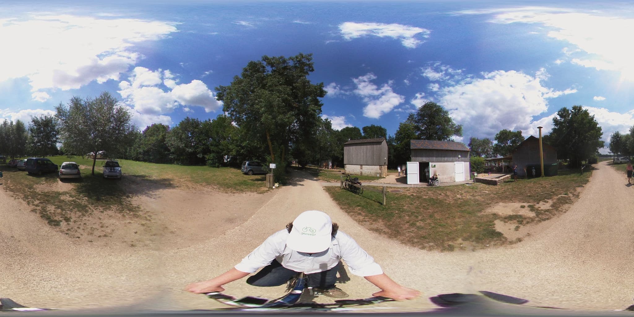 Street view near Camping municipal du Port, La Possonnière — © geovelo (CC BY-SA · Mapillary)