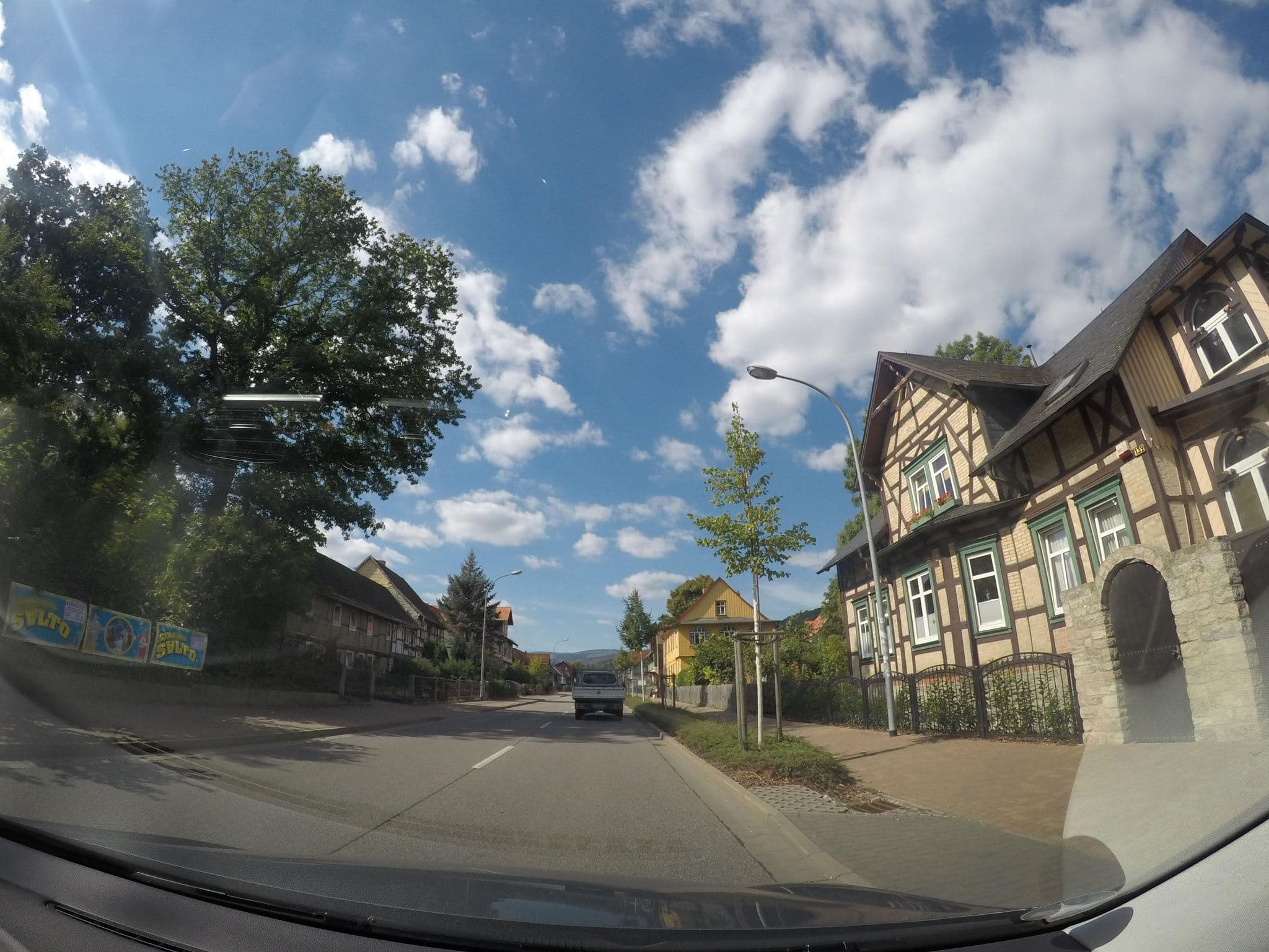 Street view near Bungalow am Bach - zwischen Brocken und Schloß, Wernigerode — © sunnyteater (CC BY-SA · Mapillary)