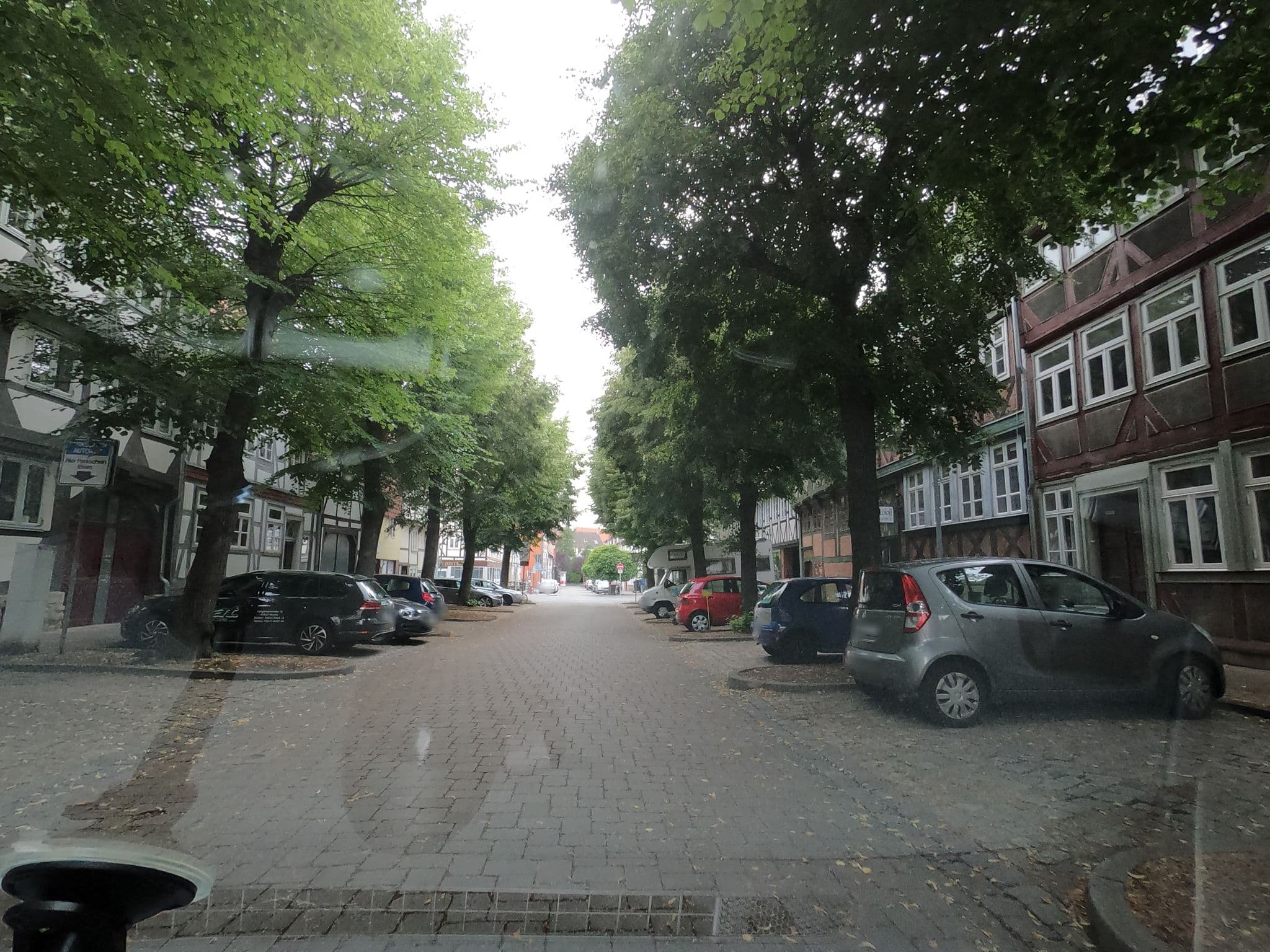 Street view near Hotel Altes Haus, Wolfenbüttel — © u14183 (CC BY-SA · Mapillary)