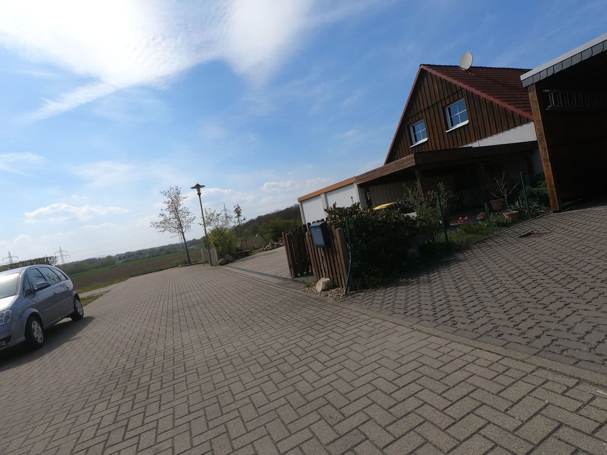 Street view near Königslutter, Rautheim — © u14183 (CC BY-SA · Mapillary)