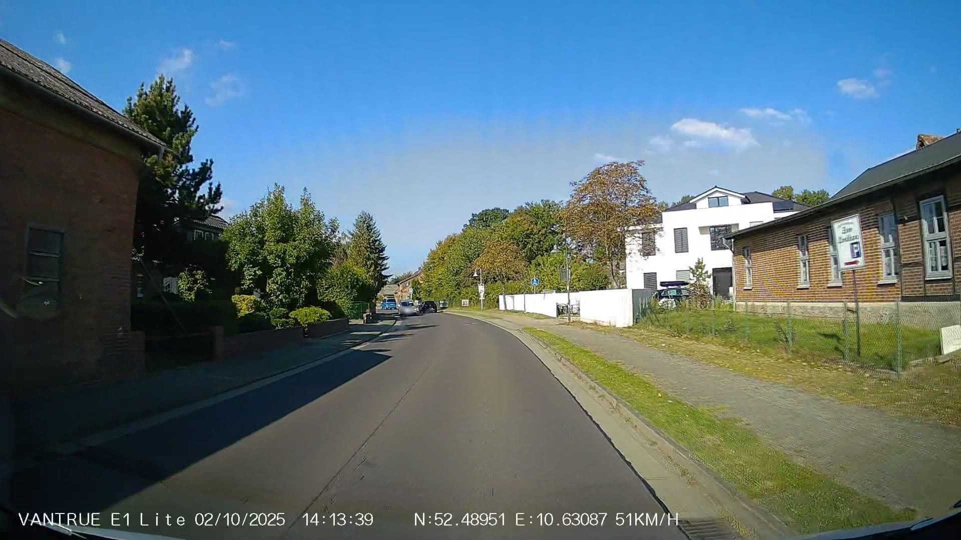 Street view near sassenburg, Sassenburg — © Hightower- (CC BY-SA · Mapillary)