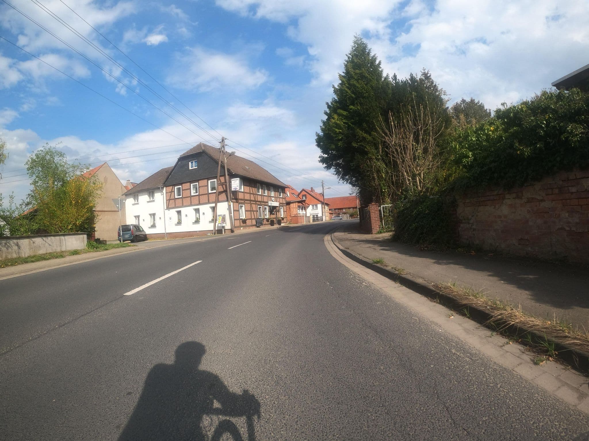 Street view near Hotel Deutsches Haus, Völkenrode — © Langfahrer (CC BY-SA · Mapillary)
