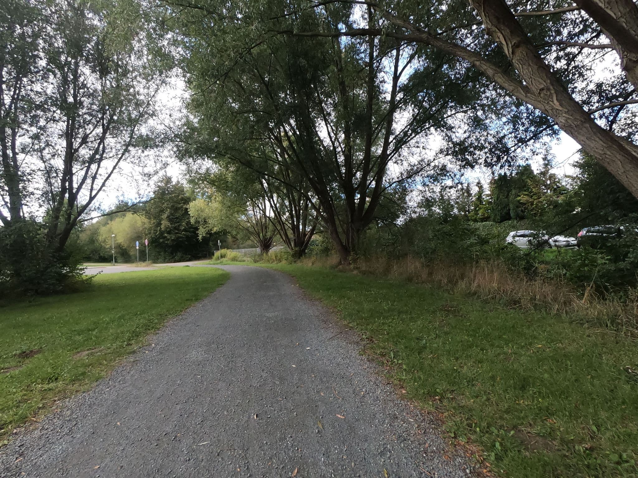 Street view near Gunstige Unterkunft mit Fitnessstudio, Broitzem — © u14183 (CC BY-SA · Mapillary)