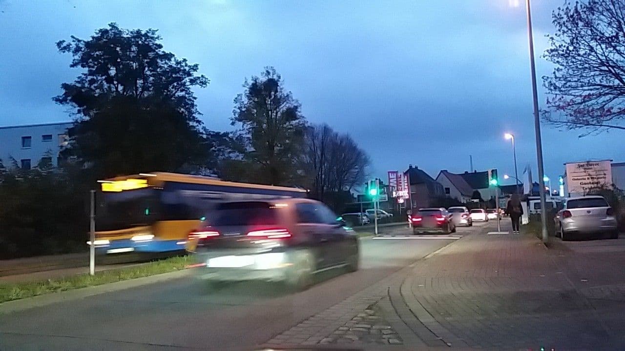 Street view near Hotel & Restaurant Zur Börse, Westhagen — © tian (CC BY-SA · Mapillary)