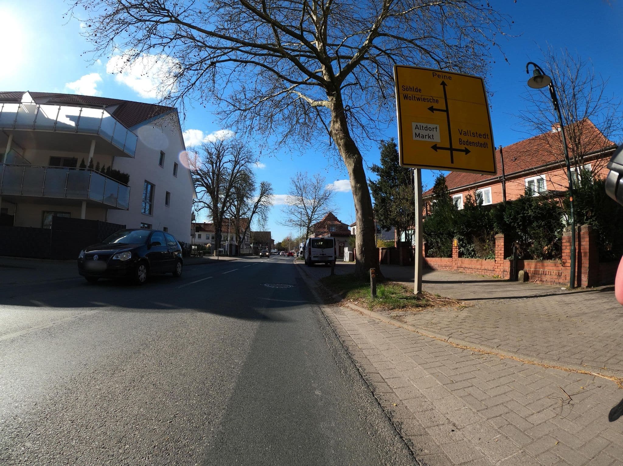 Street view near Hotel Christiano, Lengede — © Langfahrer (CC BY-SA · Mapillary)
