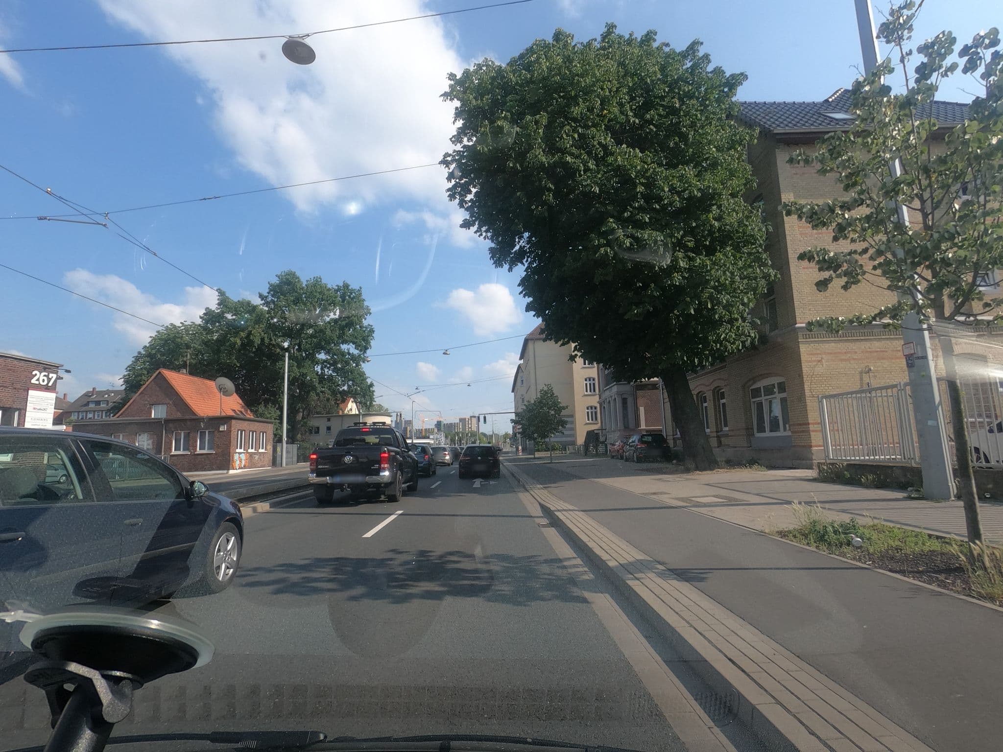 Street view near BS Hotel Braunschweig, Nordbahnhof — © u14183 (CC BY-SA · Mapillary)