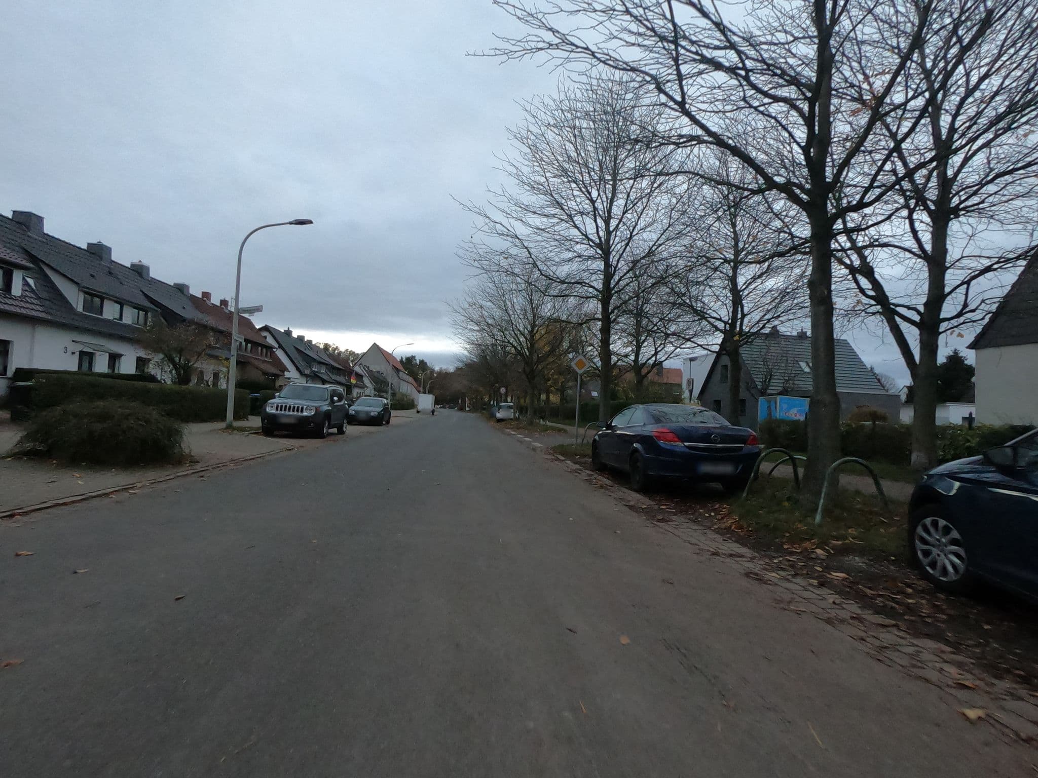 Street view near Gästehaus Michaelis, Mascherode — © u14183 (CC BY-SA · Mapillary)