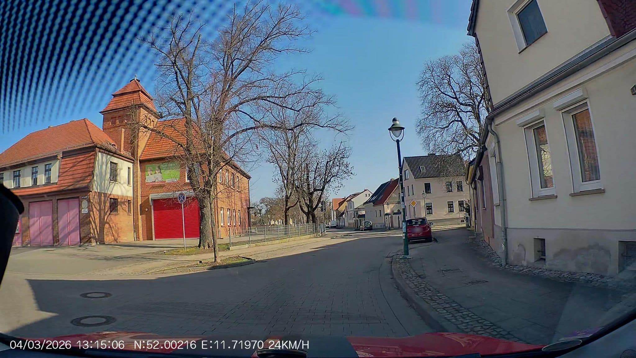 Street view near Pension Vera Ortloff, Schönebeck — © AR88 (CC BY-SA · Mapillary)