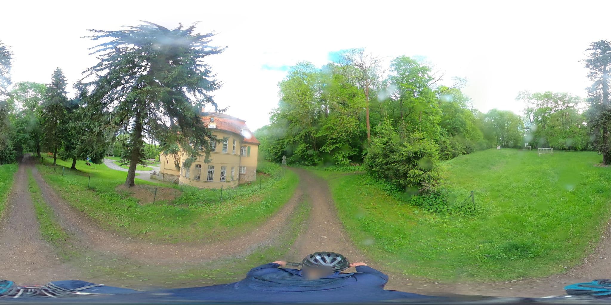 Street view near Kinderheim Harkerode, Hettstedt — © Planungsgesellschaft_RV-K (CC BY-SA · Mapillary)