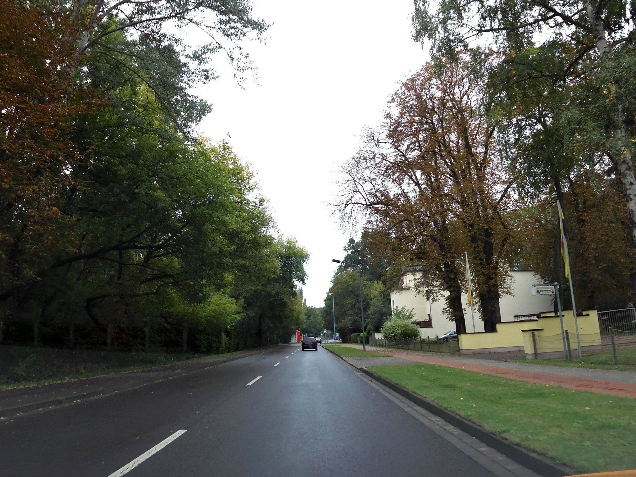 Street view near Jugendherberge, Bernburg — © moenk (CC BY-SA · Mapillary)