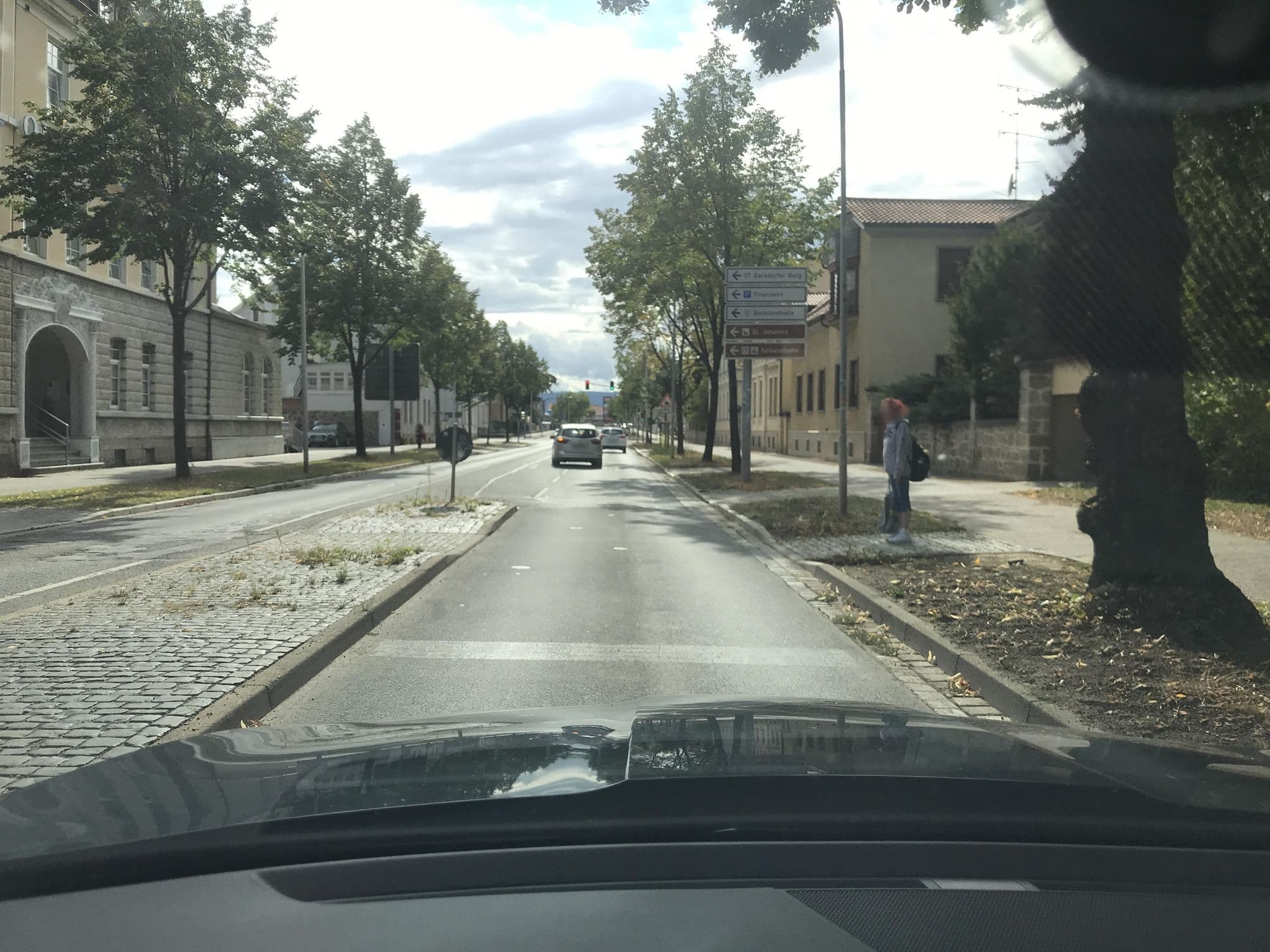 Street view near Regiohotel Quedlinburg GmbH, Quedlinburg — © surveyor99 (CC BY-SA · Mapillary)