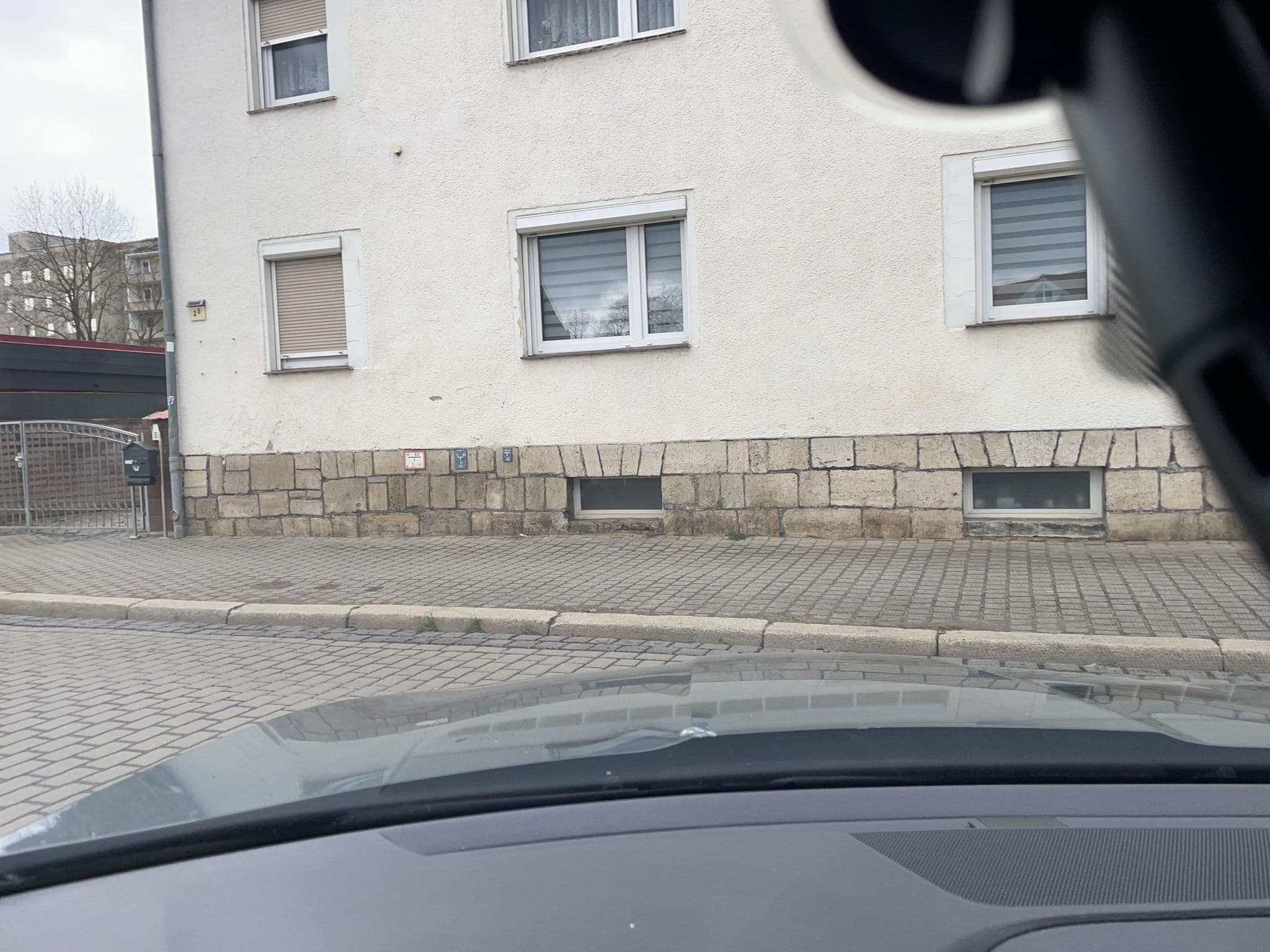 Street view near Pension am Burchadikloster, Halberstadt — © surveyor99 (CC BY-SA · Mapillary)