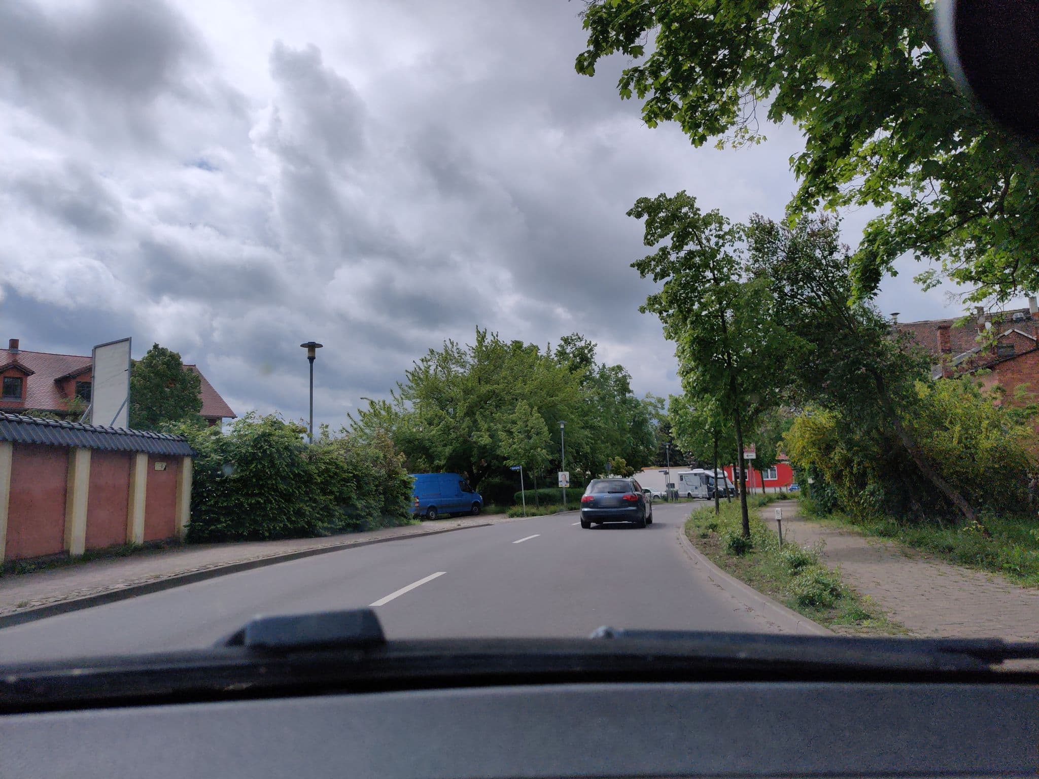 Street view near Pension zur Alten Schmiede, Plötzky — © spanholz (CC BY-SA · Mapillary)