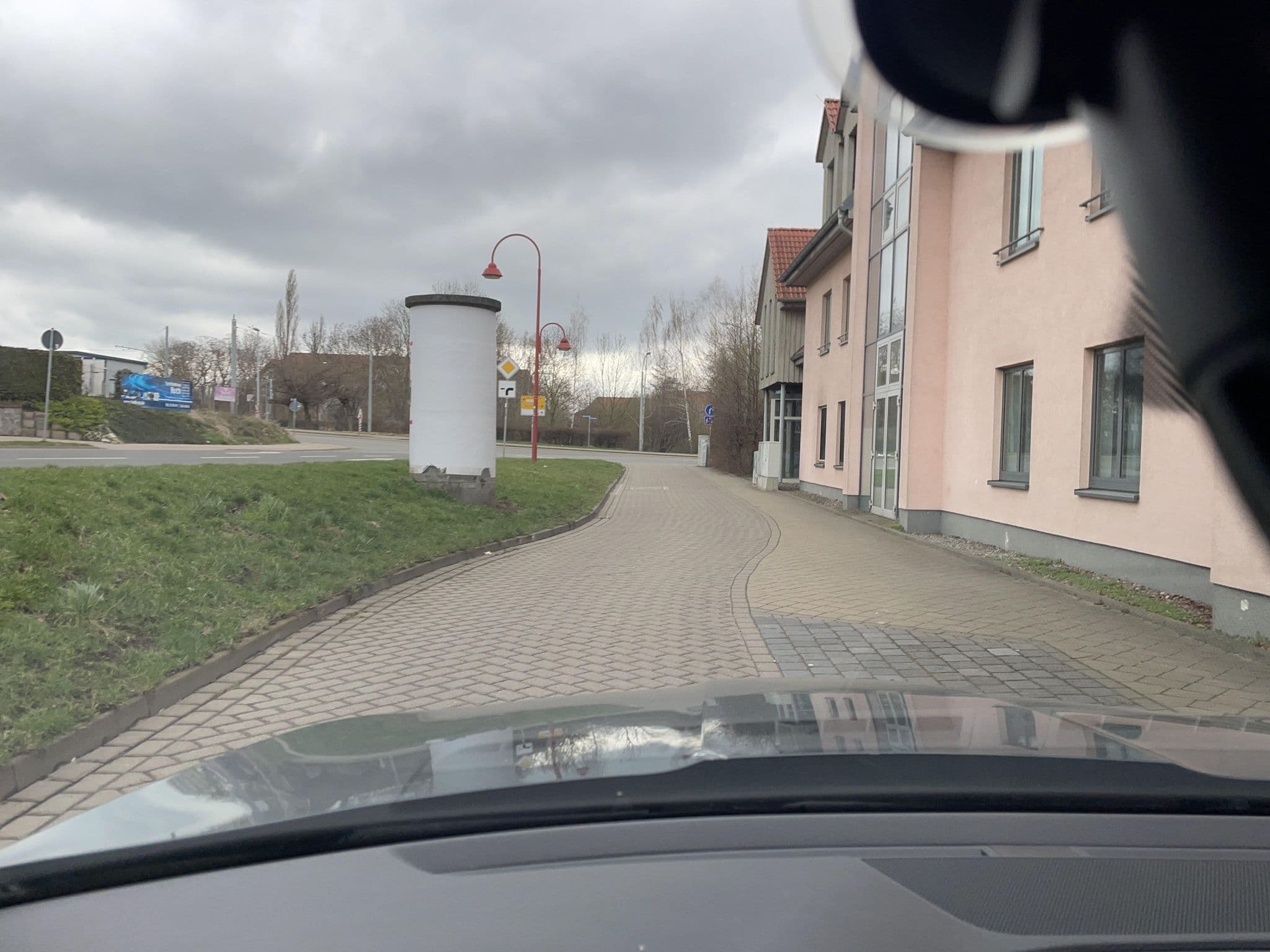 Street view near Ambiente Hotel, Halberstadt — © surveyor99 (CC BY-SA · Mapillary)